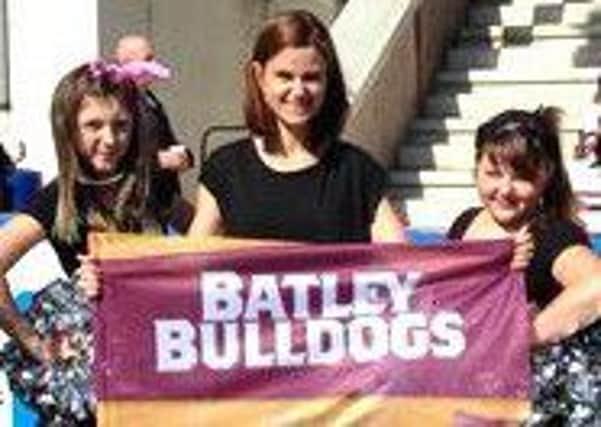 Tributes will be paid to murdered Batley and Spen MP Jo Cox at Sundays Bulldogs v Dewsbury Rams derby.