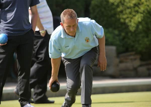 Mark  Regan defeated Chris Mordue to qualify for the Spen Winter bowls final.