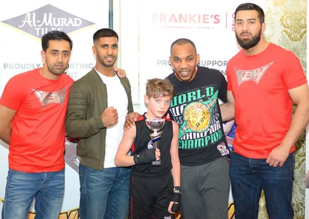 KBW Boxing Gym held their 10th amateur show in Dewsbury last weekend which saw Commonwealth bronze medallist Haroon Khan and former WBC welterweight World Champion Junior Witter hand out trophies on an entertaining evening.