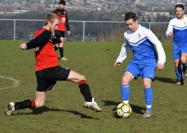 Lee Brook bagged five goals as Overthorpe Sports defeated Clifton Rangers 6-5 to boost their chances of finishing third in the Heavy Woollen Sunday League Championship.