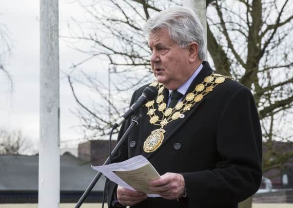 Mayor of Kirklees Coun Jim Dodds