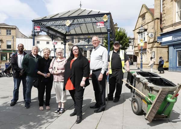 Coun Paul Kane, residents, market traders, businesses etc are calling for a dedicated policing team in Dewsbury town centre to tackle issues including drinking, anti-social behaviour, shoplifting etc. with coun Cathy Scott and local residents