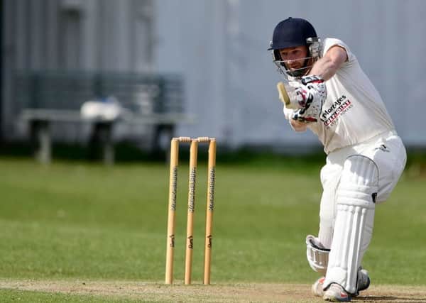 Opener Gary Fellows made 61 at the top of the innings as Hanging Heaton defeated Sheffield Collegiate in the ECB Cup.