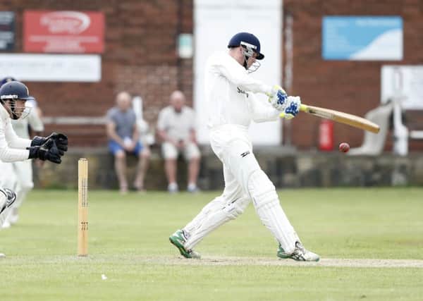 Nick Lindley was joint top scorer with 71 for Cleckheaton but he was unable to prevent the Moorenders slipping to defeat against New Farnley on the opening day of the new Bradford Premier League season last Saturday.